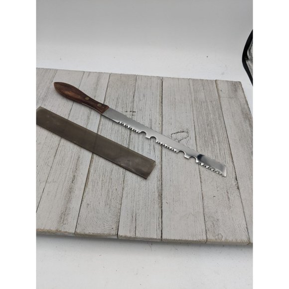 Vintage Warco #2 Stainless Double Sided Knife Philgas Oil Wood Handle Slice Car - Picture 6 of 8